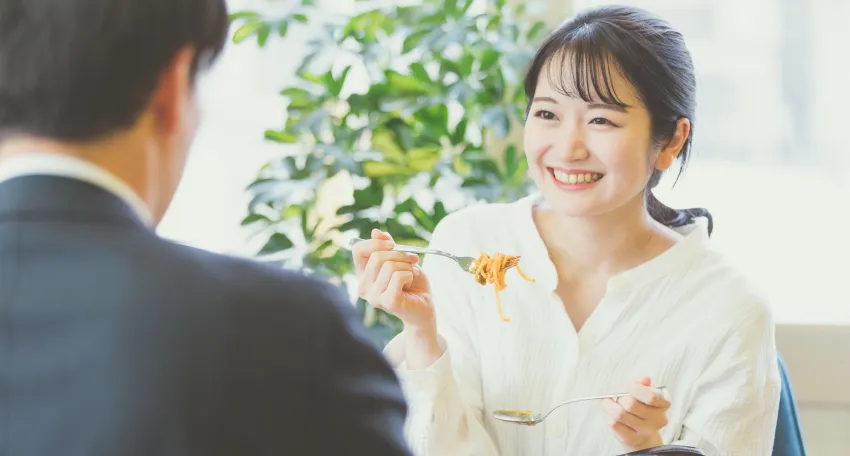 高学歴な男性と女性 画像