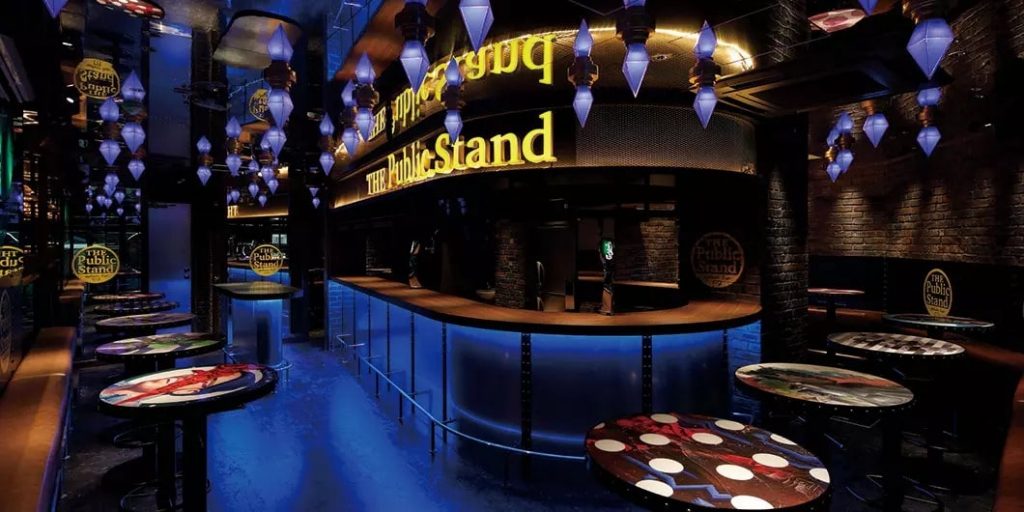 パブリックスタンド船橋店の内観