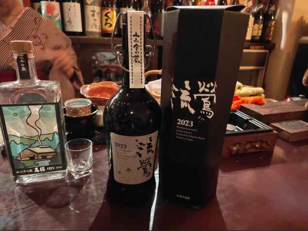 きよ繁の店内