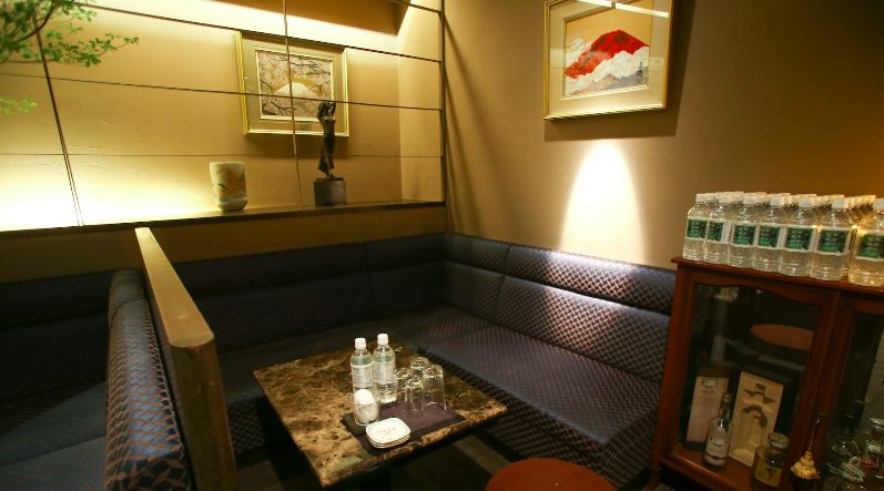 CLUB播磨の店内