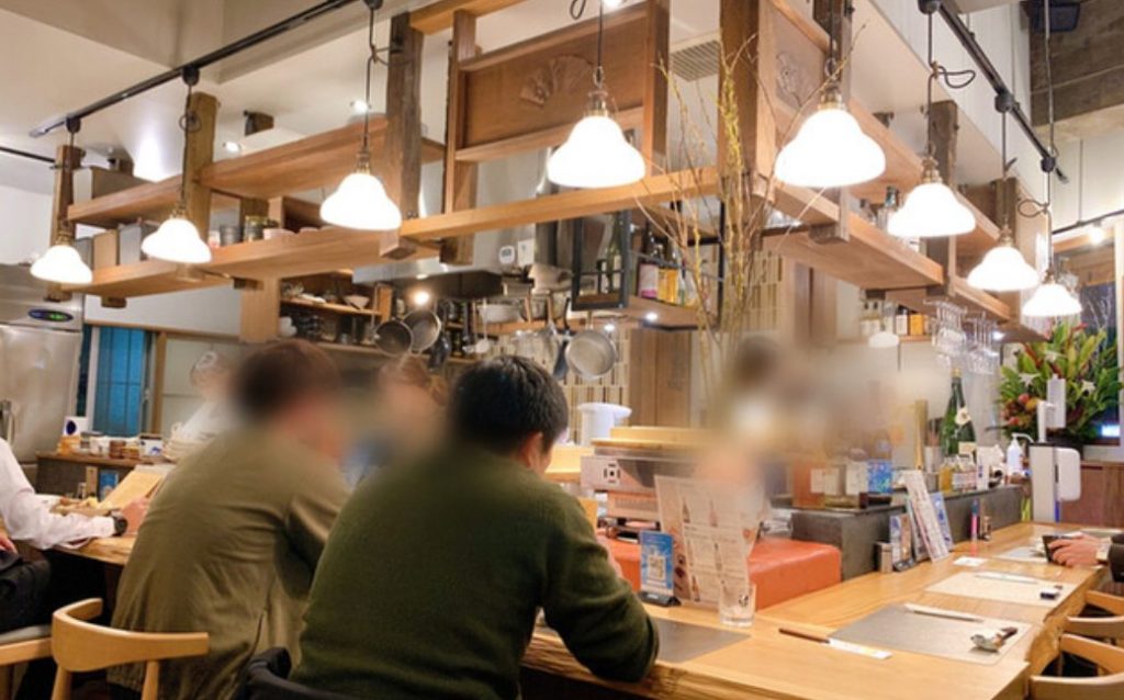小料理 みづきの店内