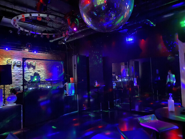 DISCO Groovyの店内